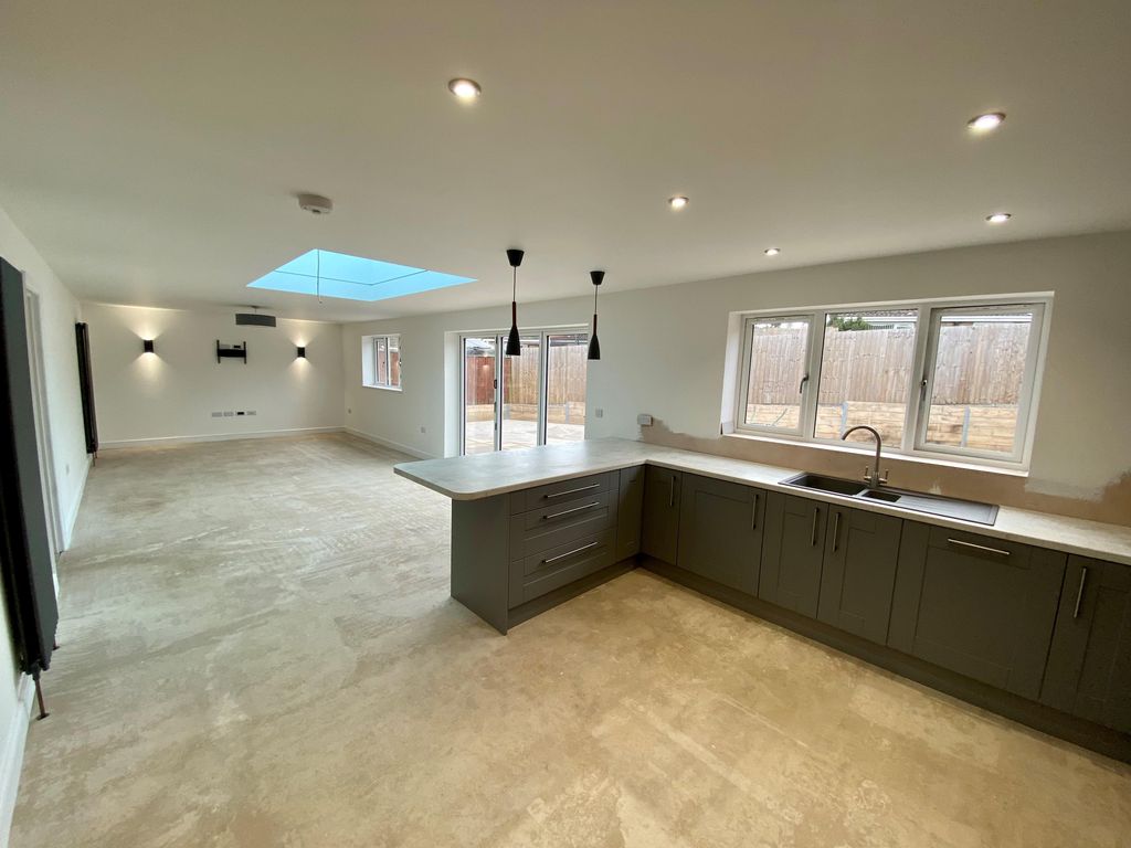 Property photo 2 of 19 View
