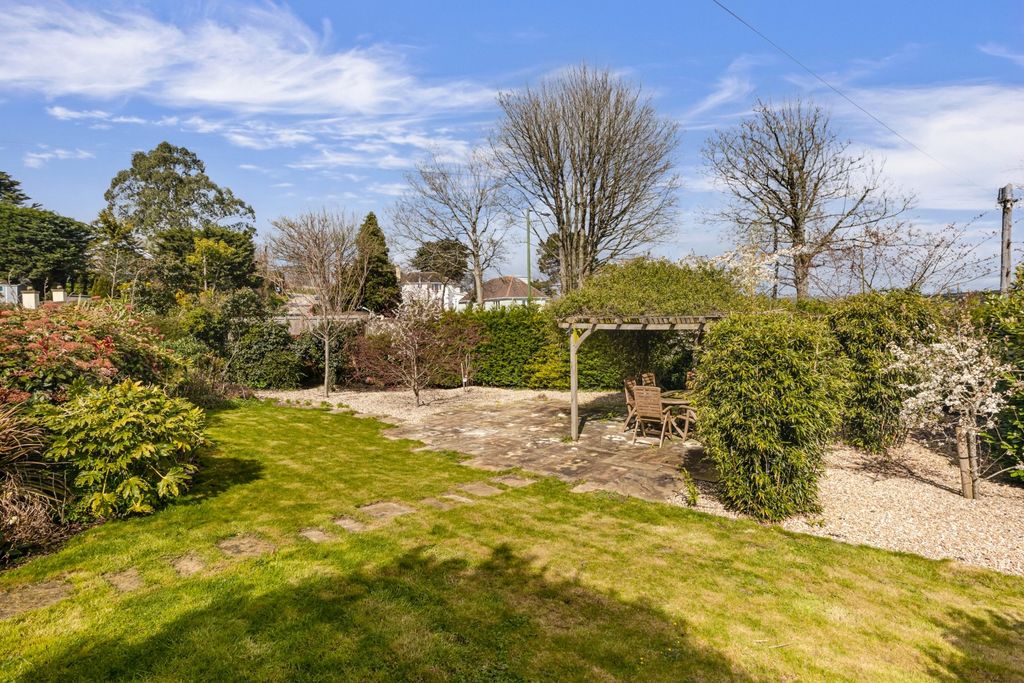 Property photo 2 of 24 Picture No. 09