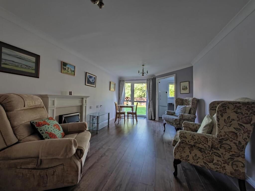 Property photo 3 of 9