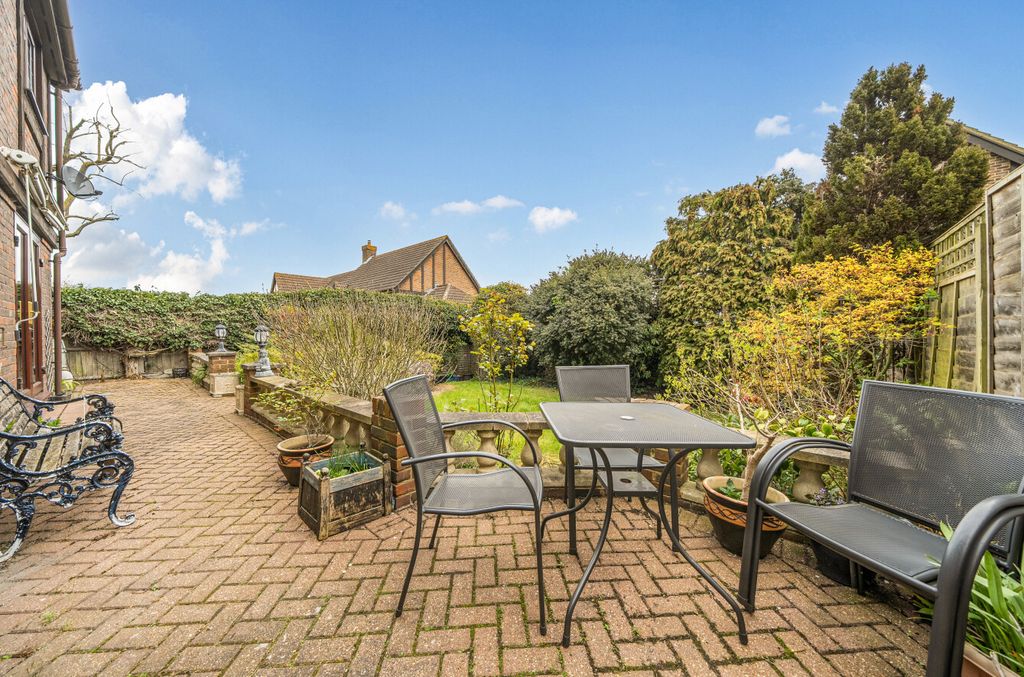 Property photo 3 of 19 1434233-16-69c2A7...