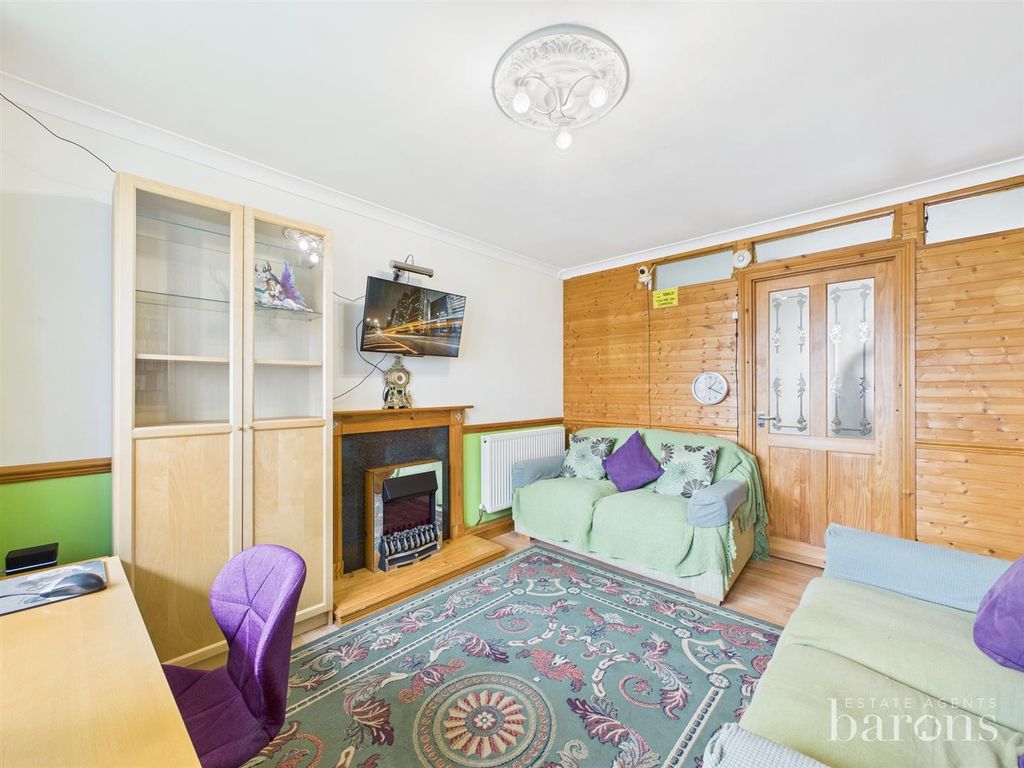 Property photo 2 of 12 Cam05500G0-Pr0121-Still002.Jpg