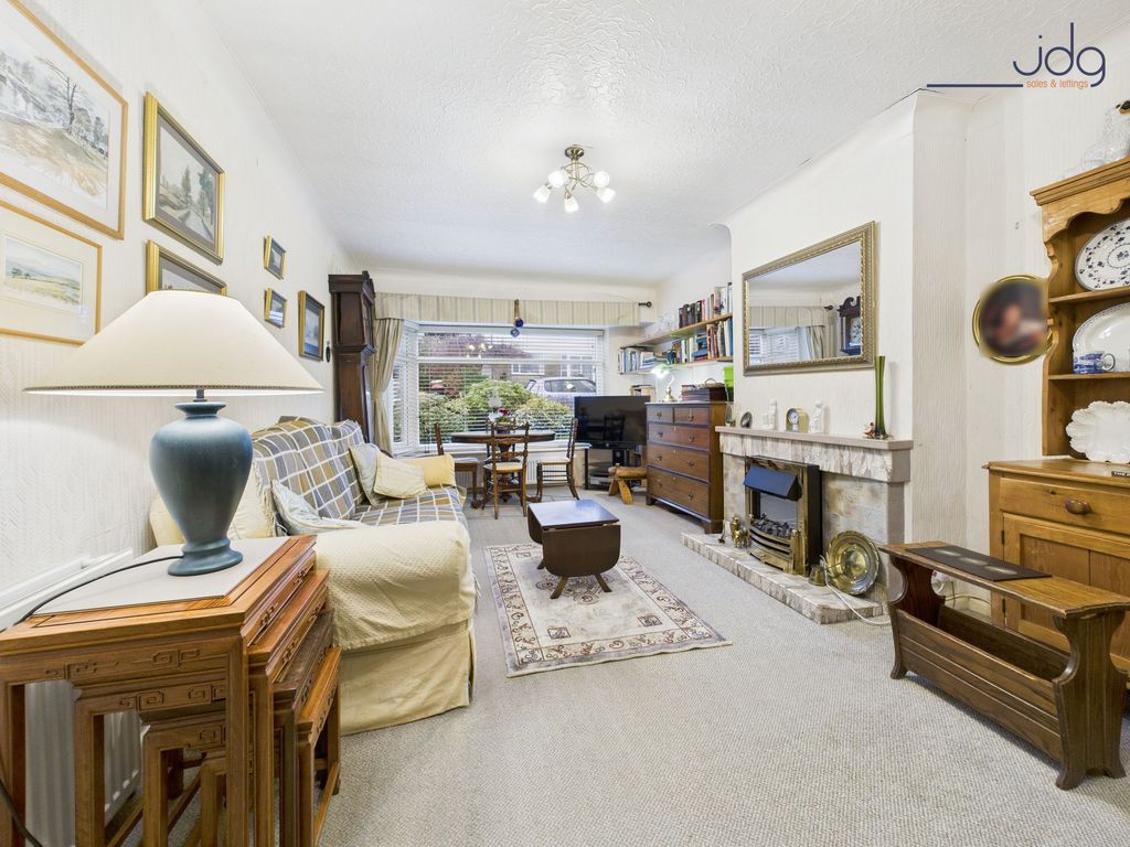 Property photo 3 of 14 Living Room