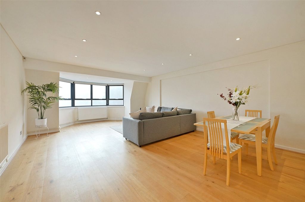 Property photo 2 of 13 Reception Room