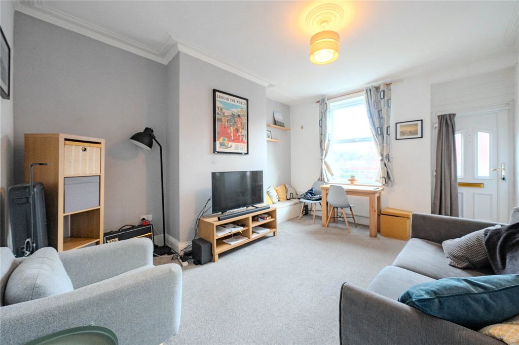 Property photo 2 of 13 Picture 2