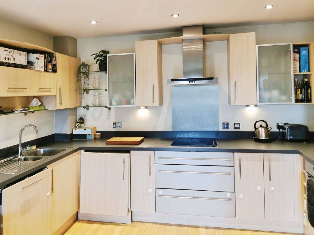 Property photo 3 of 15