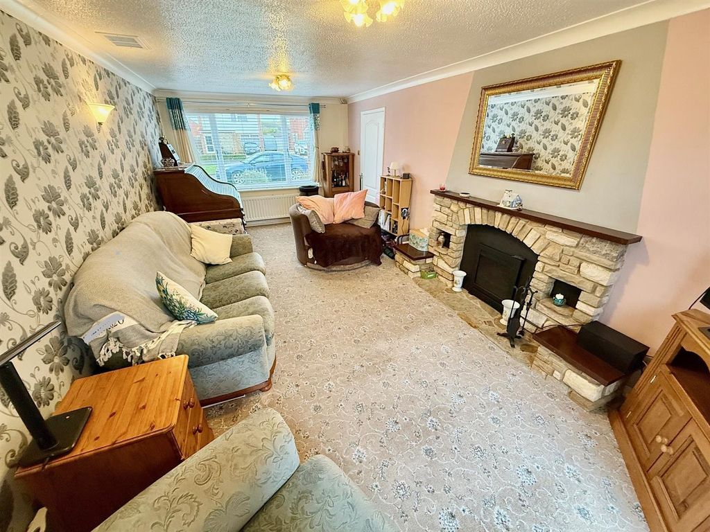 Property photo 3 of 26 Living Area