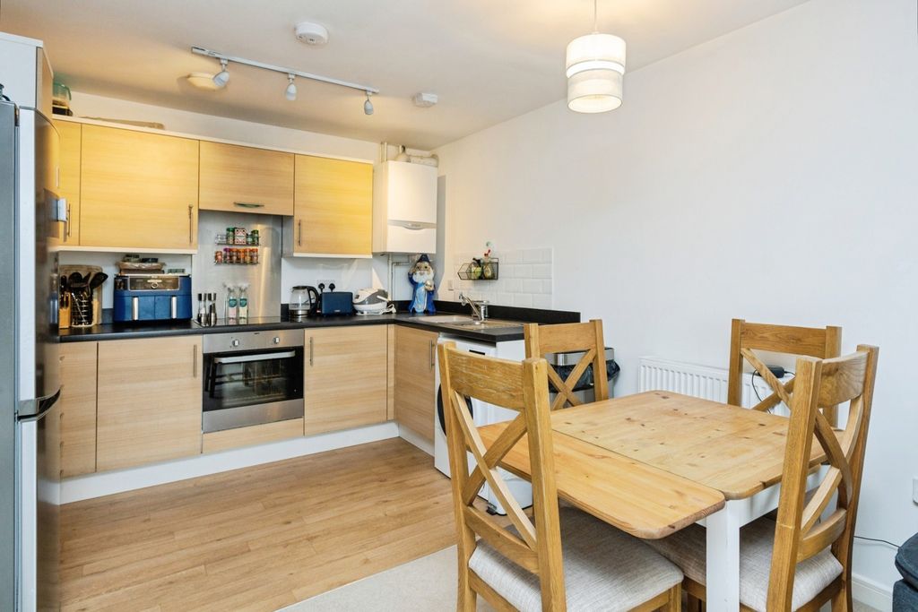 Property photo 3 of 14 Pbox-Img.Jpg