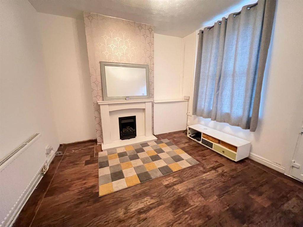 Property photo 3 of 7 Photo 17-11-2025, 10 49 15 Am (3).Jpg