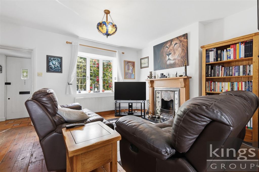 Property photo 3 of 24