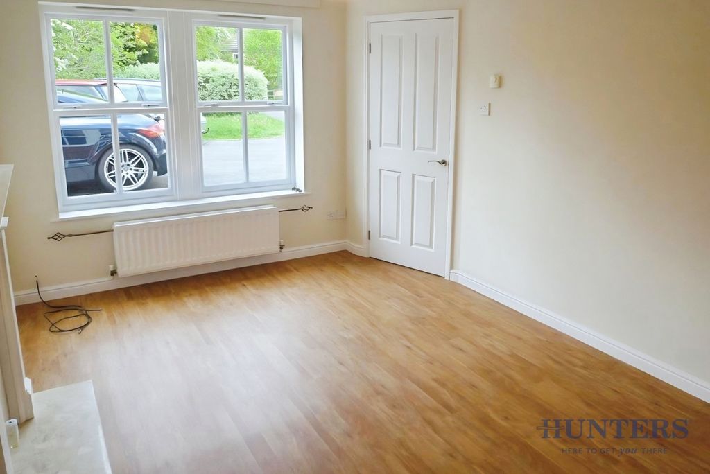 Property photo 2 of 7 Pbox-Img.Jpg