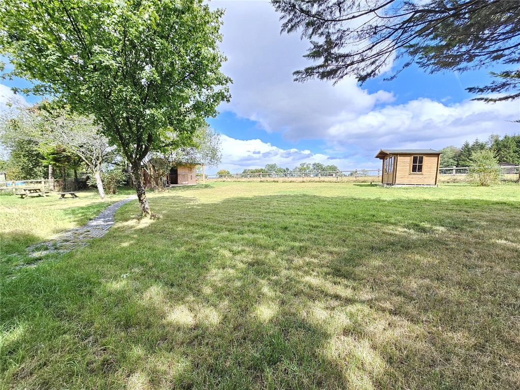 Property photo 2 of 29 Picture No. 76