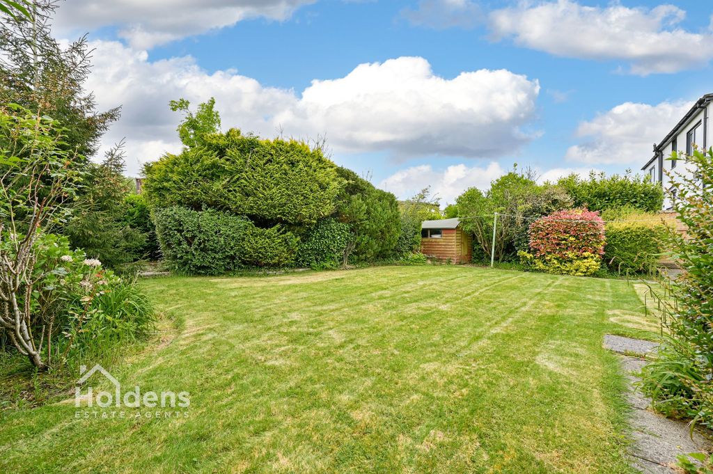 Property photo 3 of 18