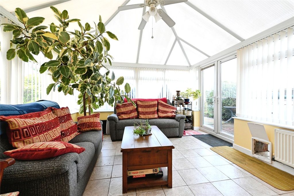 Property photo 2 of 29 Picture No. 08