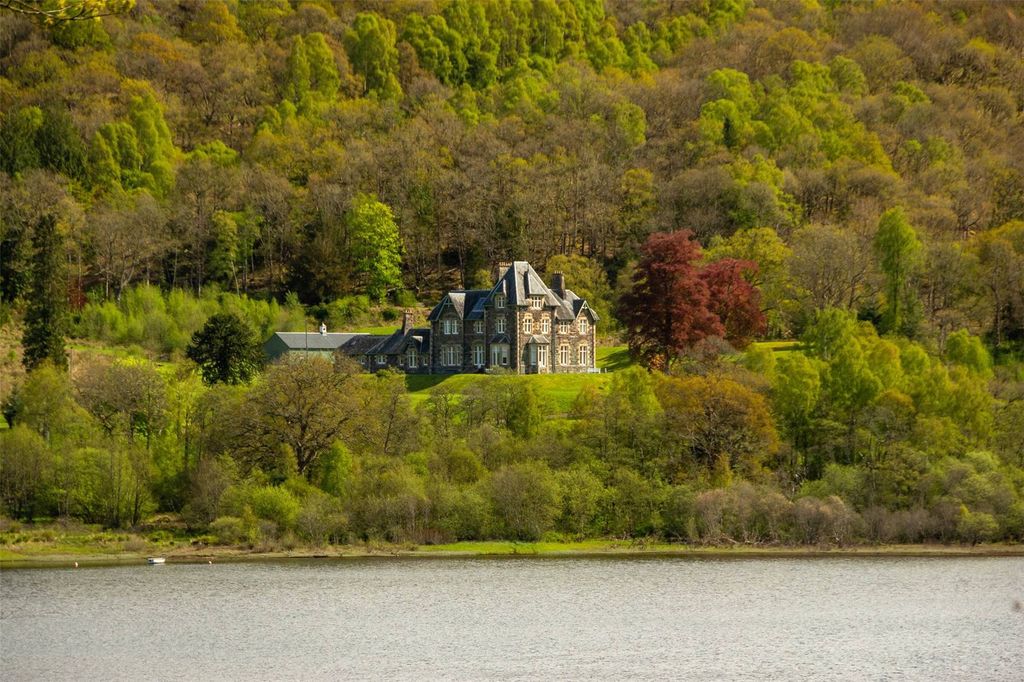 Property photo 1 of 43 Glenbruach House