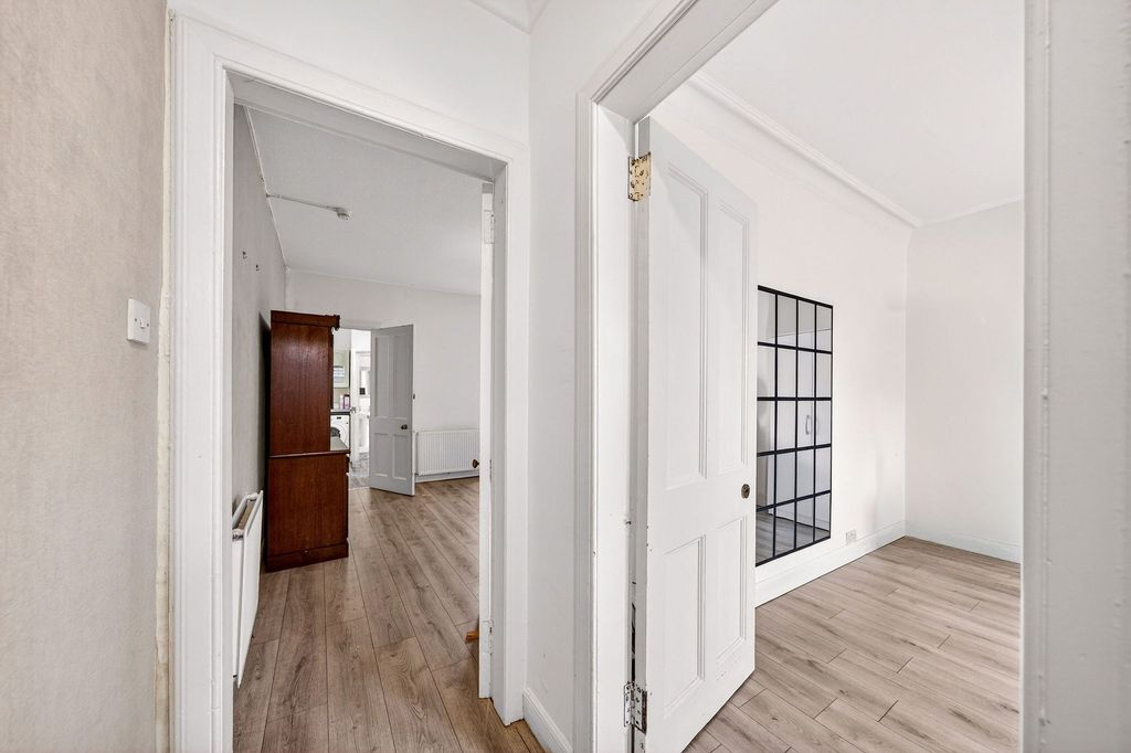 Property photo 2 of 20 Hall