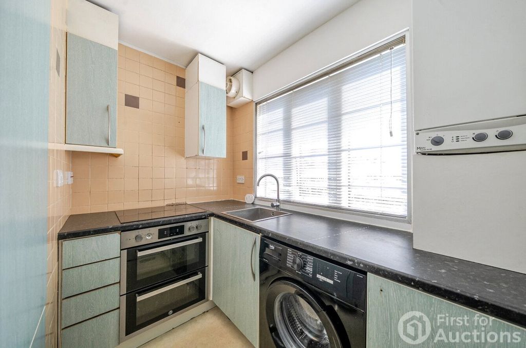 Property photo 2 of 7 Picture No. 04