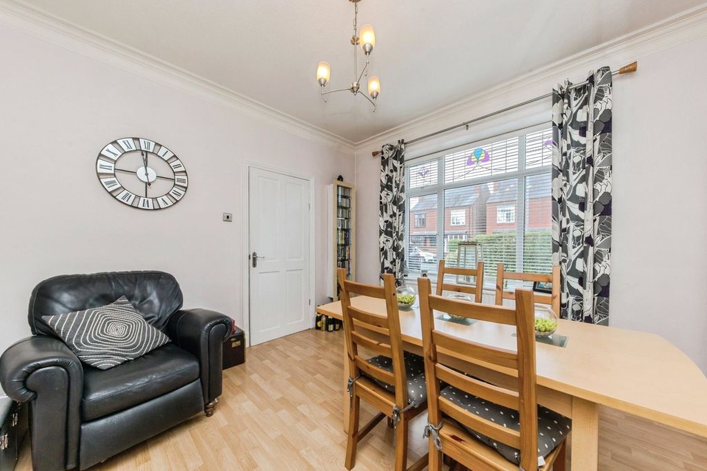 Property photo 3 of 17 Picture No. 21