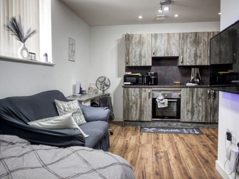 Property photo 2 of 6