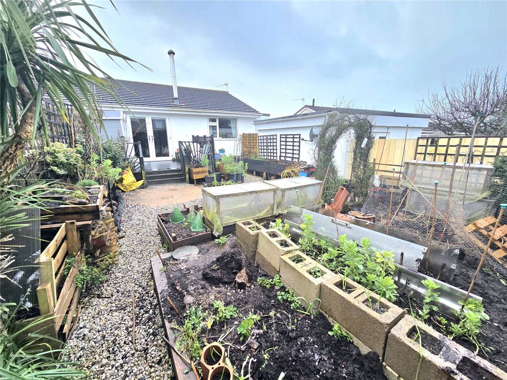 Property photo 3 of 24 Picture No. 14