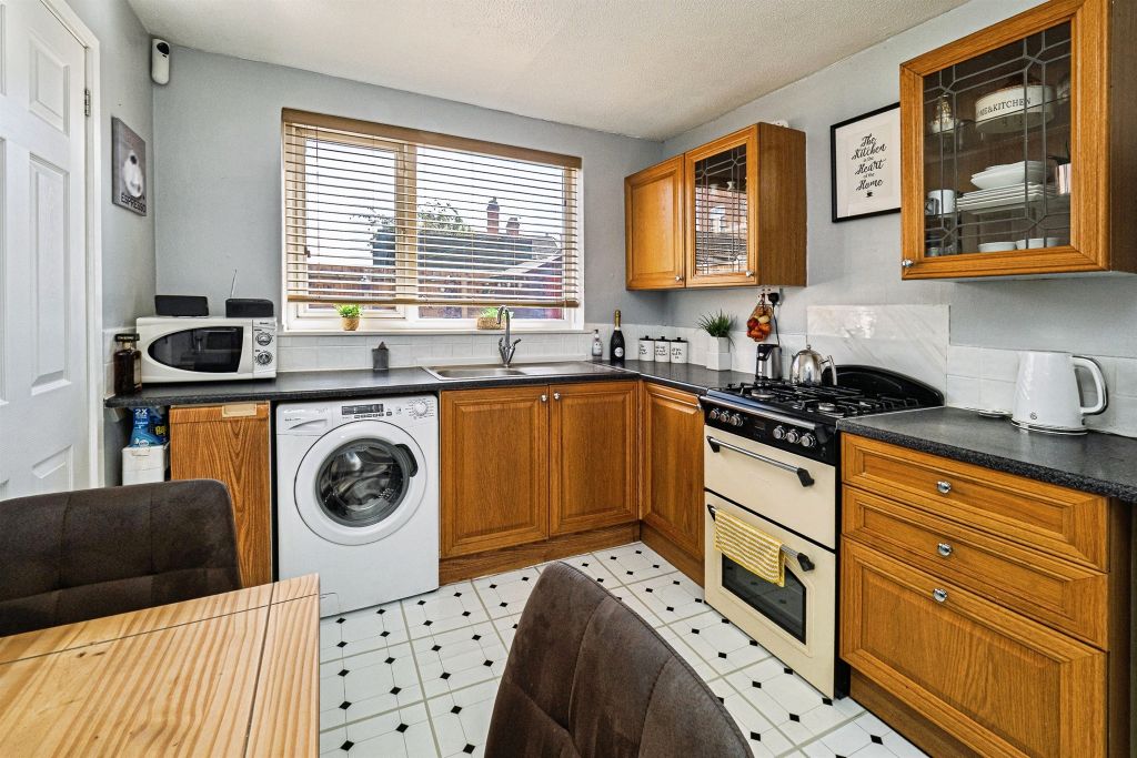 Property photo 3 of 14