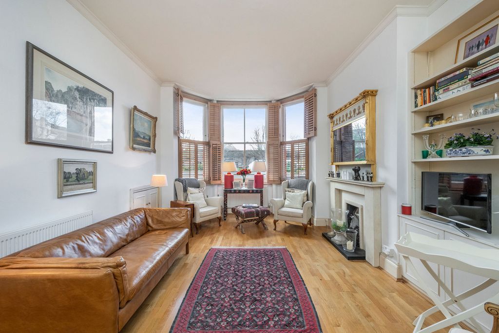 Property photo 2 of 15
