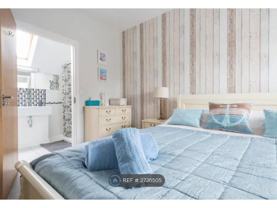 Property photo 3 of 13 Bedroom 1