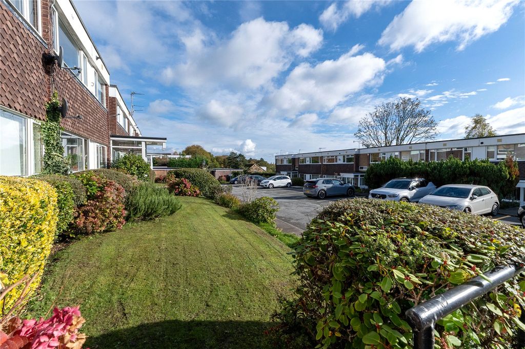 Property photo 1 of 12 Picture No. 24