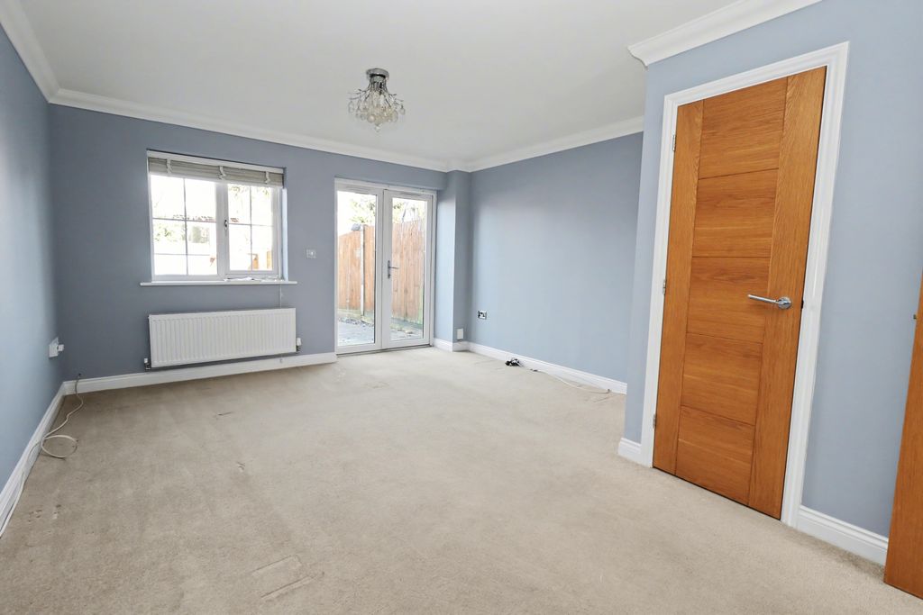 Property photo 3 of 14 Img_1196