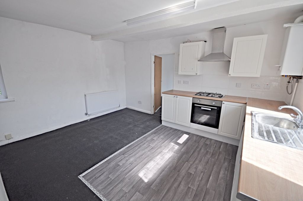 Property photo 3 of 7 Picture No. 04