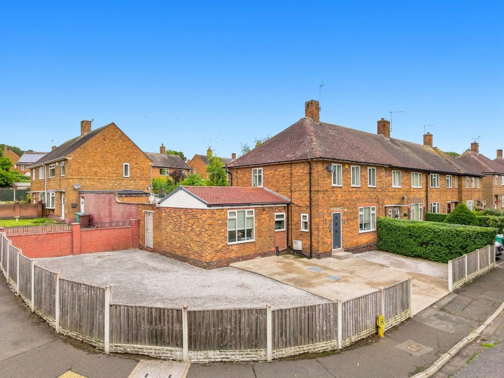 Property photo 2 of 28