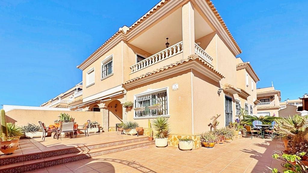 Property photo 3 of 25 Villamartin Apartment Esvila393 3