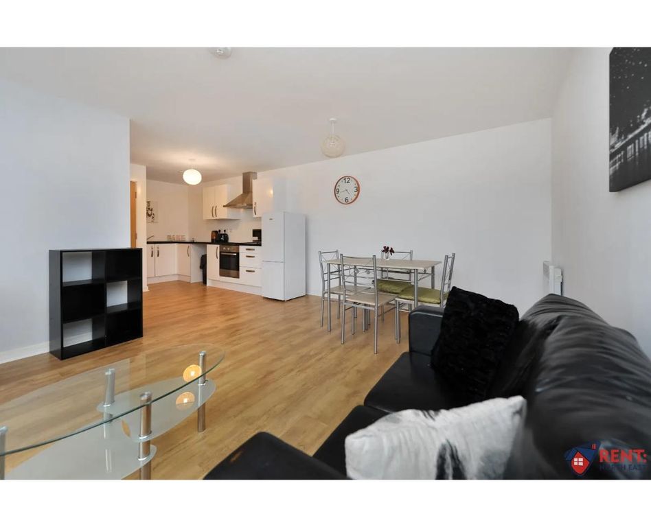Property photo 2 of 11