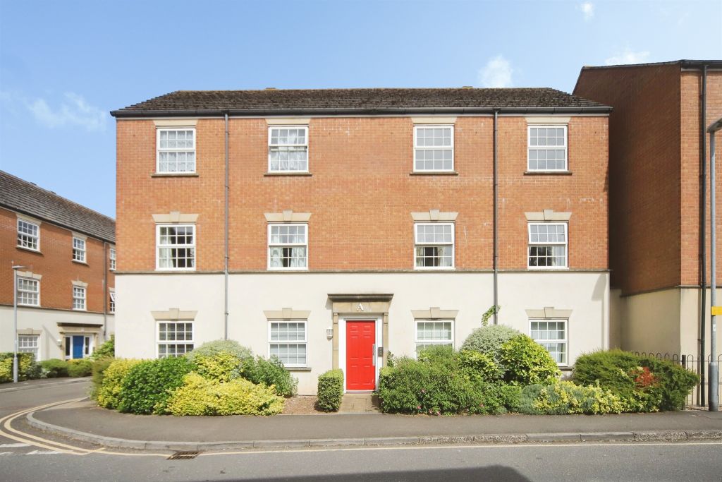 Property photo 1 of 10
