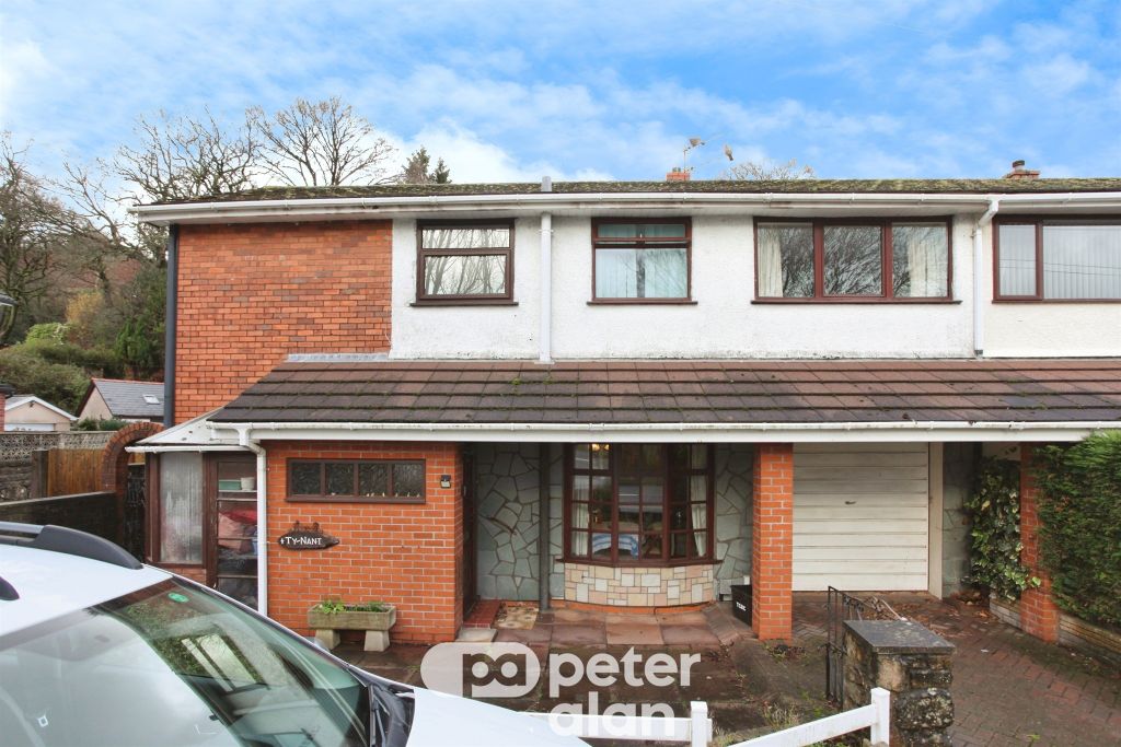 Property photo 2 of 29