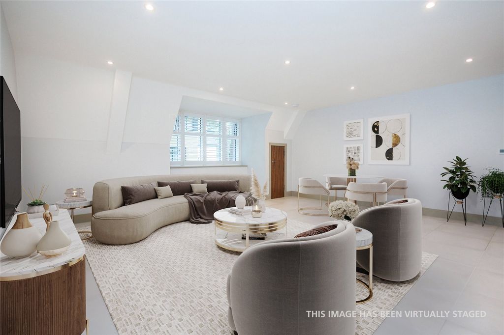 Property photo 3 of 15 Picture No. 22