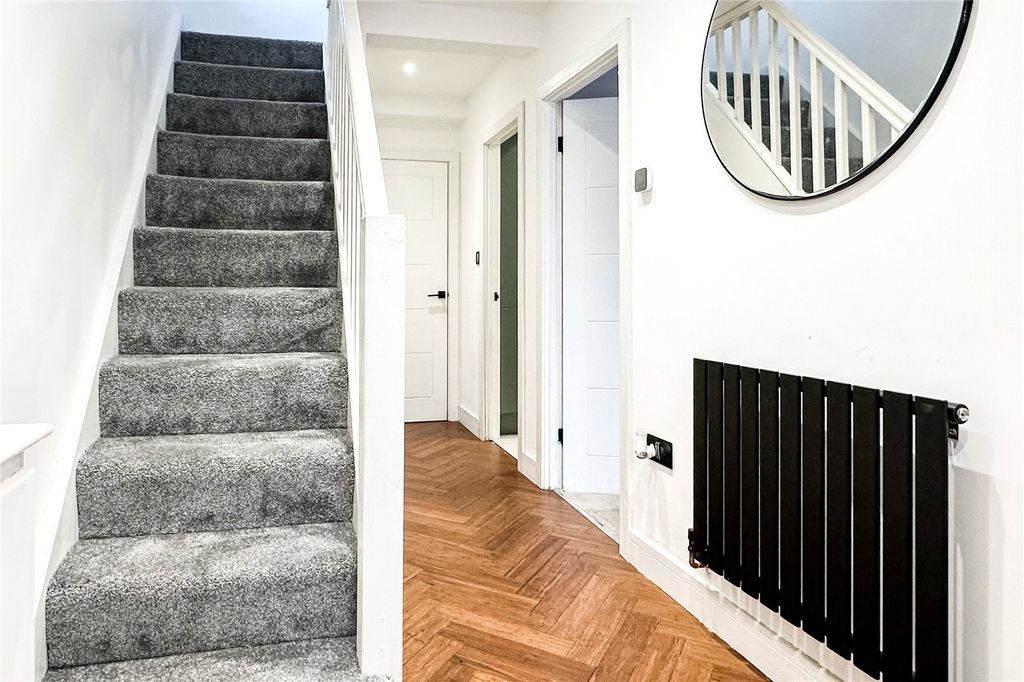 Property photo 2 of 16 Hall