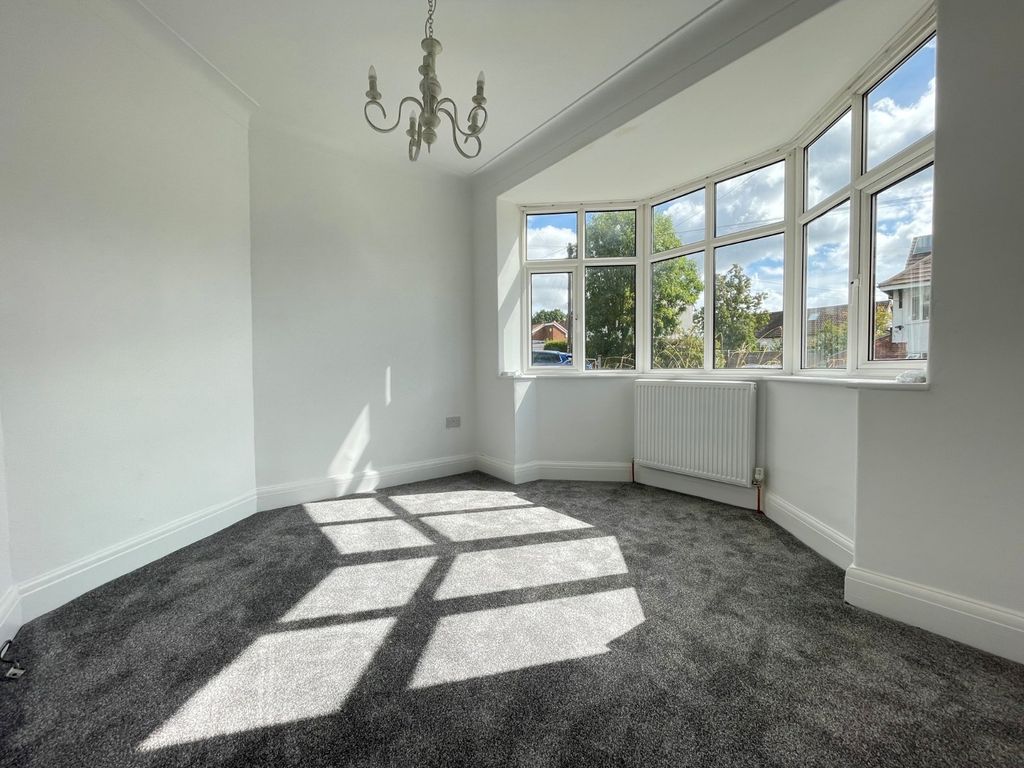 Property photo 2 of 16 Picture No. 01