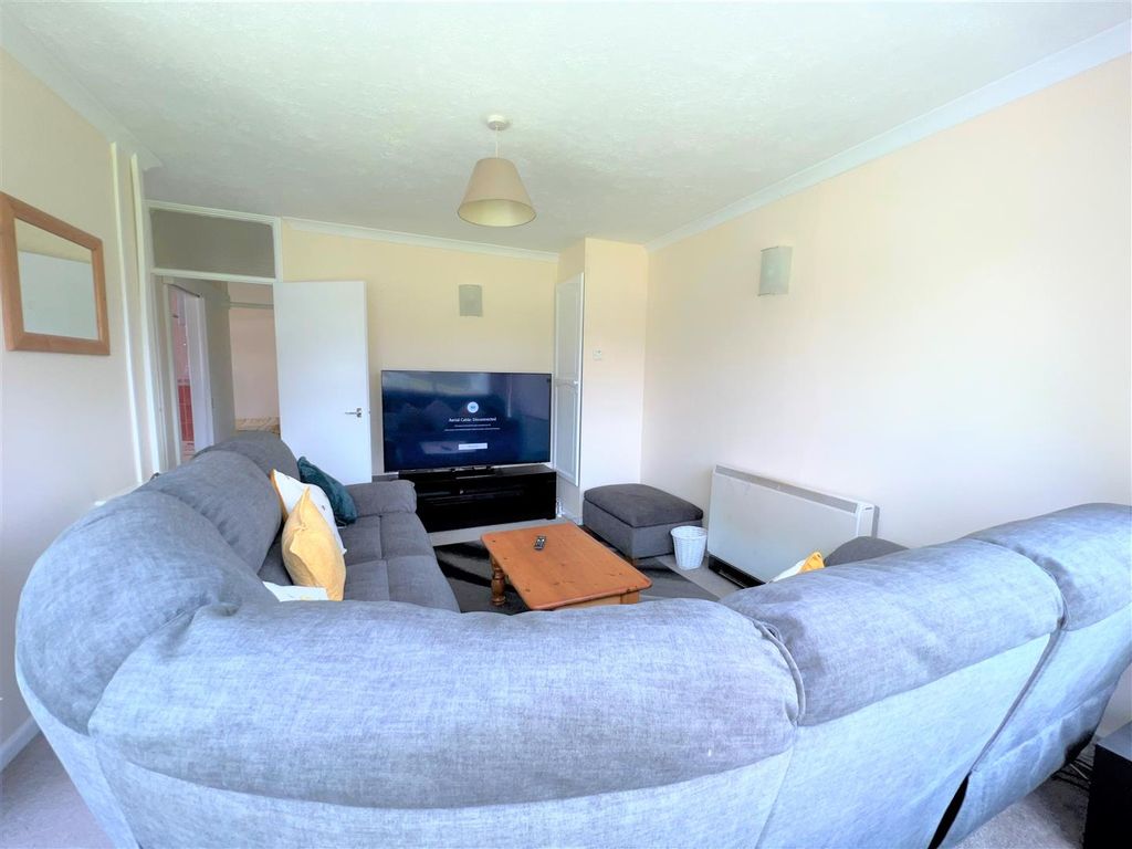 Property photo 2 of 14 B.Jpg