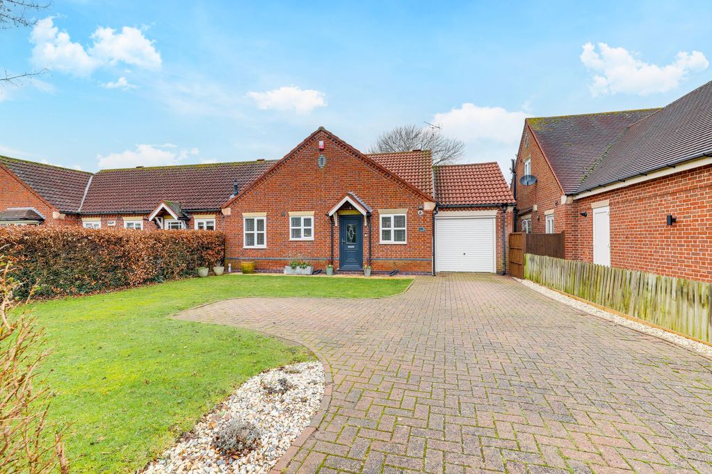 Property photo 1 of 16