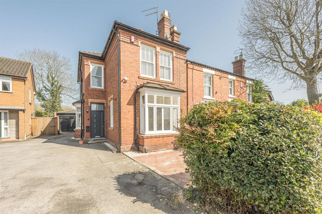 Property photo 1 of 35