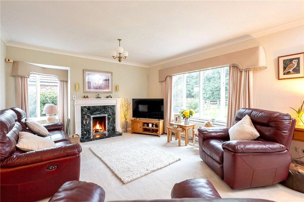 Property photo 2 of 17 Picture No. 36