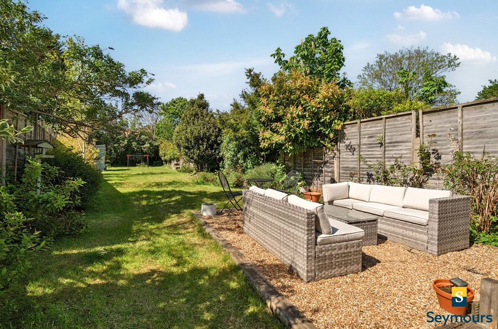 Property photo 2 of 23 Picture No. 26