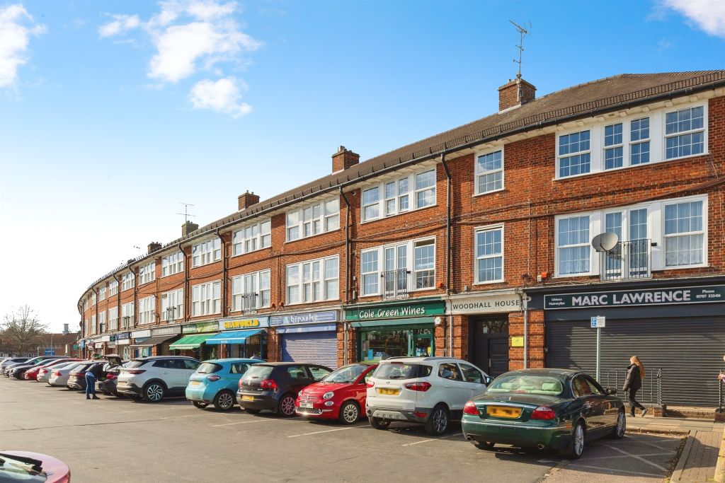 Property photo 2 of 17