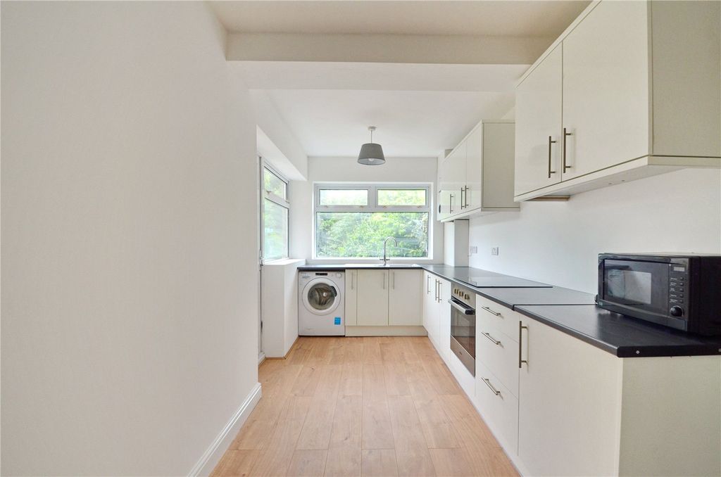 Property photo 2 of 10 Picture No. 05