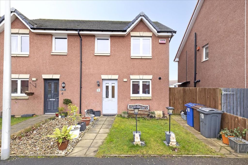 Property photo 1 of 29