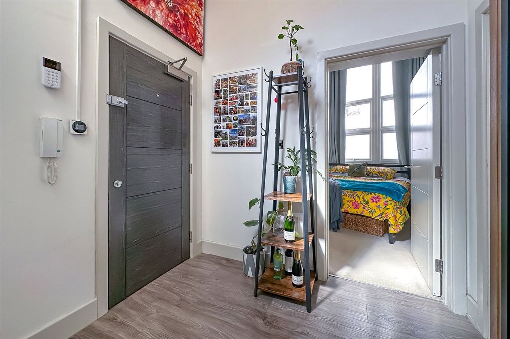 Property photo 3 of 20 Hallway