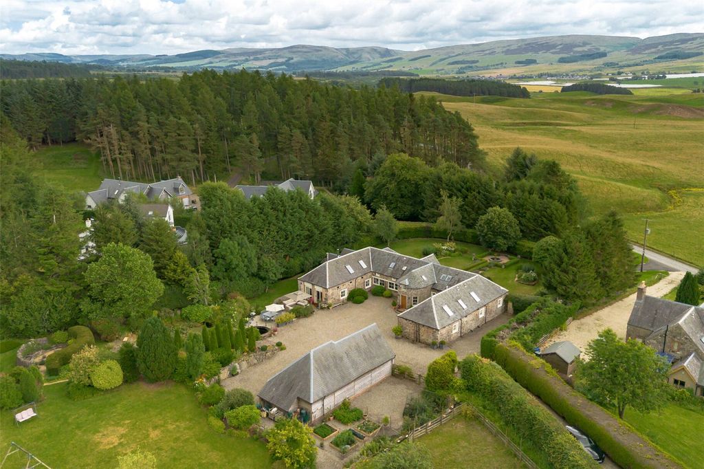 Property photo 2 of 37 Seathaugh Mill
