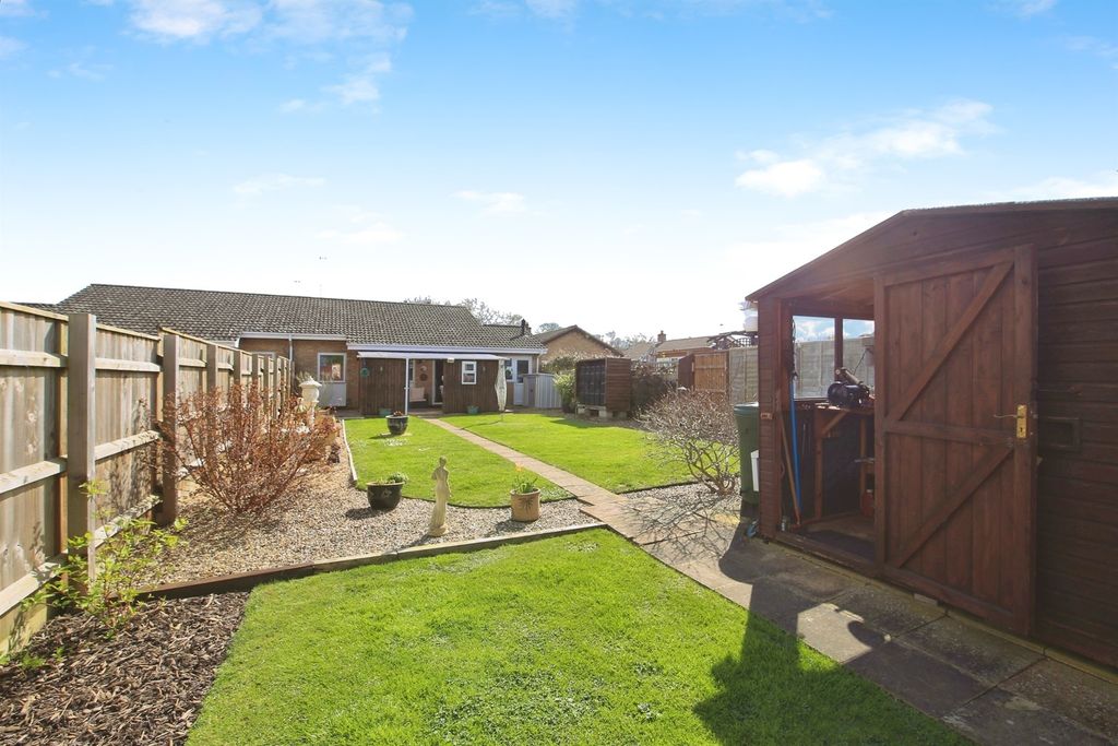 Property photo 2 of 14