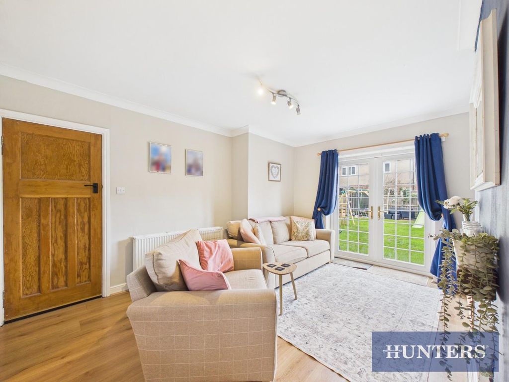 Property photo 2 of 15 Cam02804G0-Pr0410-Still018.Jpg