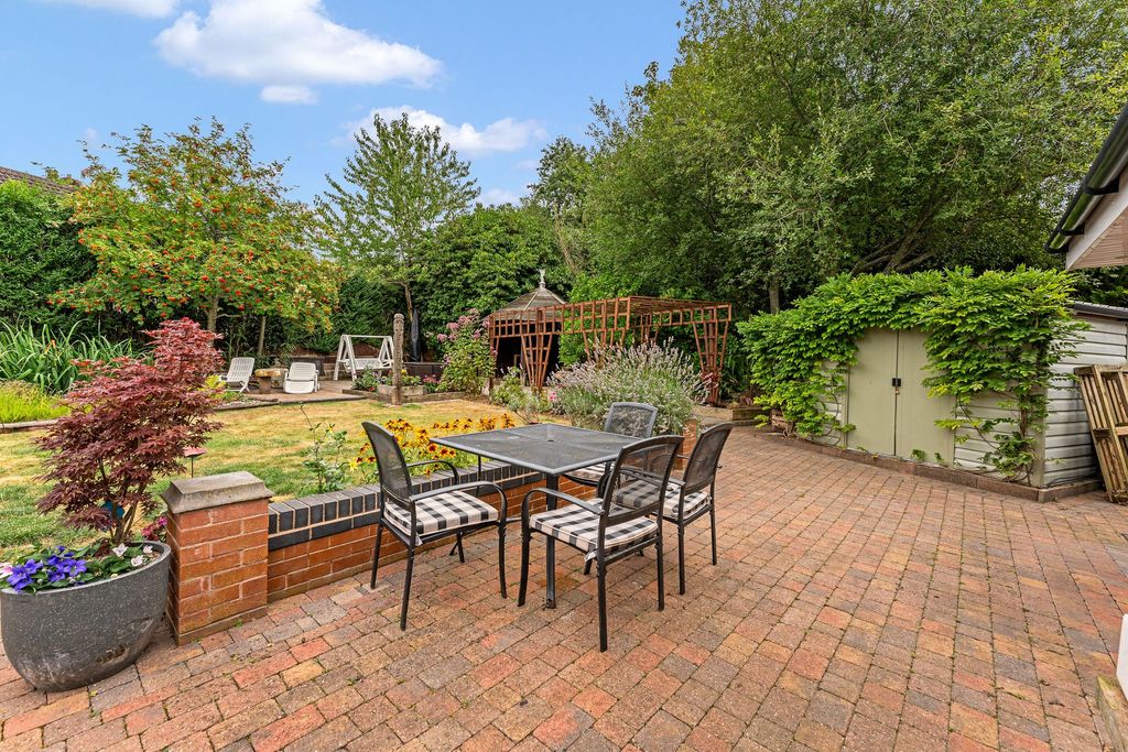 Property photo 2 of 50